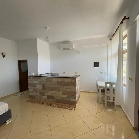 Olive Nest Apartamento Sarandë